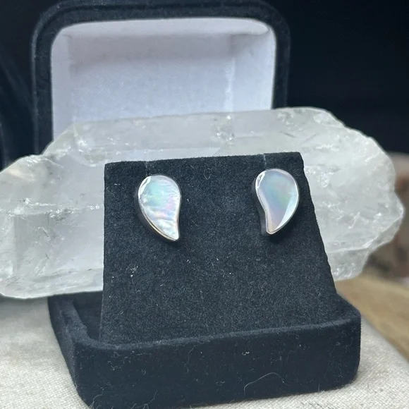 Sajen 925 Iridescent Silver Teardrop Stud Earrings - Picture 2 of 4